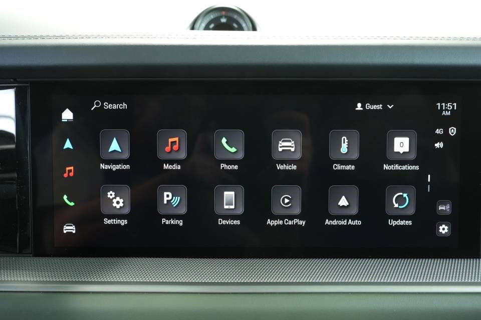 Certified 2025 Porsche Cayenne image 18