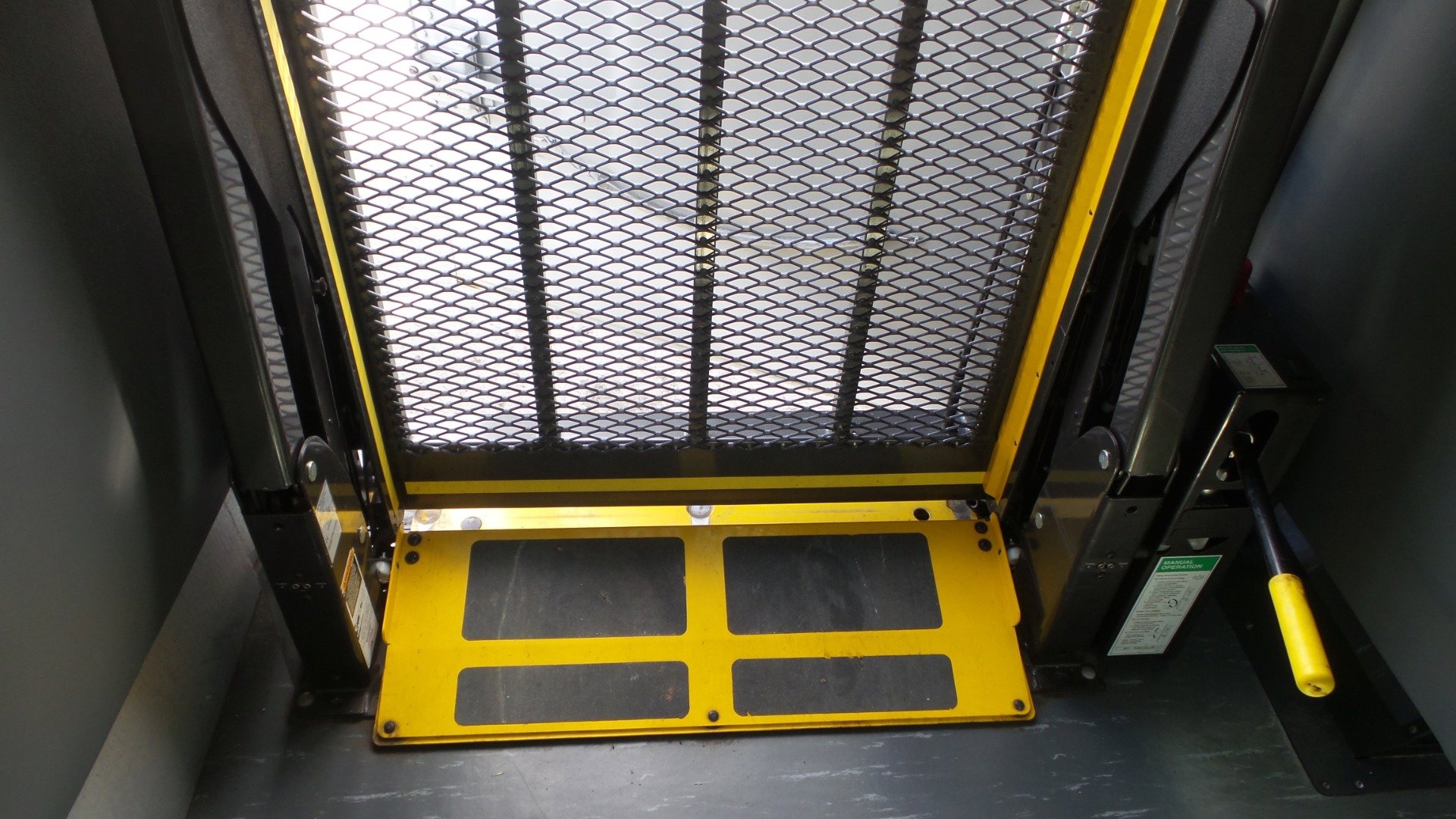 Used 2013 Chevrolet Express 3500 w/ School Bus Package image 9