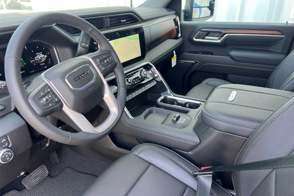 New 2026 GMC Sierra 2500 Denali w/ Technology Package image 7
