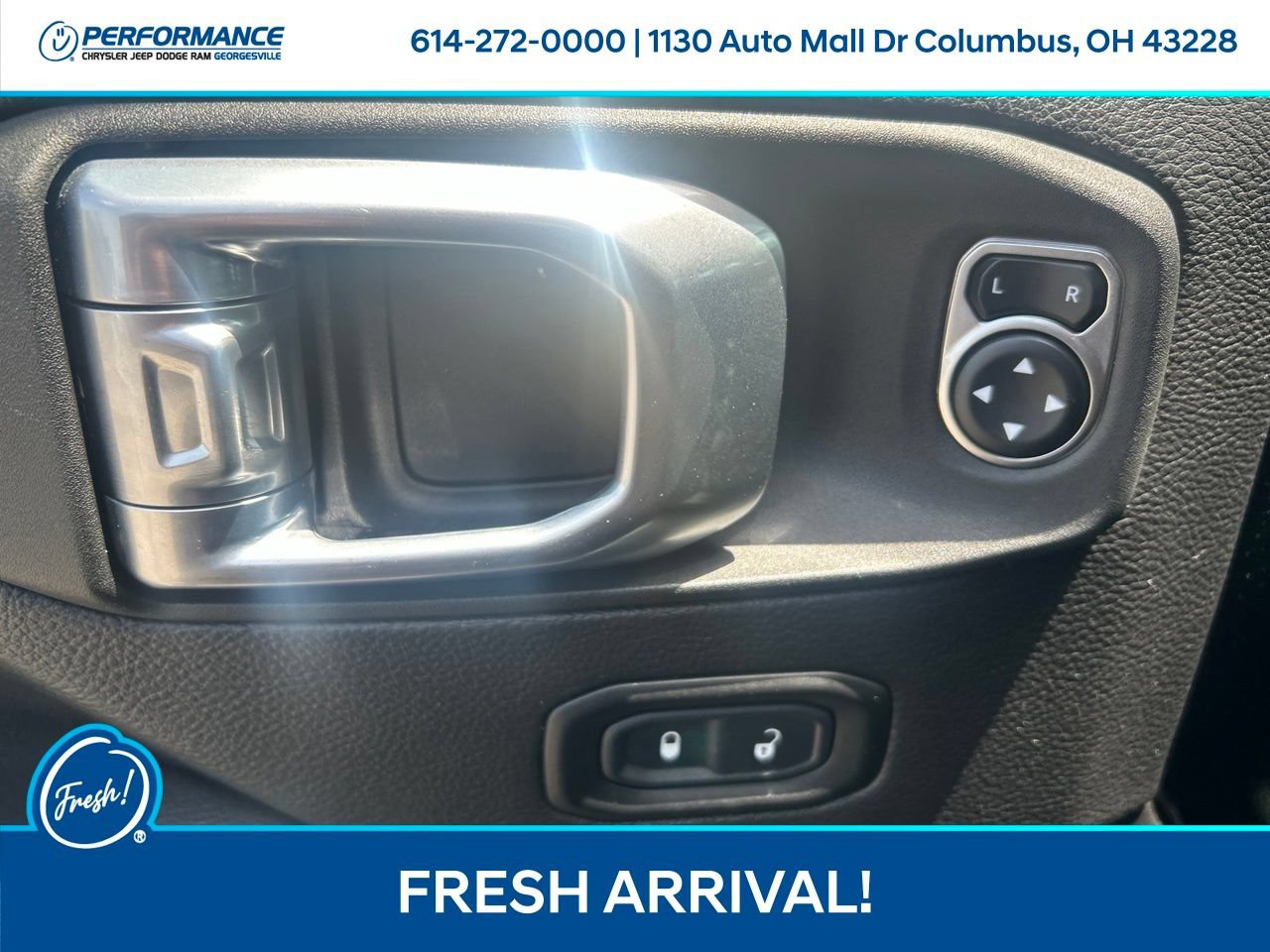 Used 2021 Jeep Wrangler Unlimited Sahara w/ Uconnect 4C Nav & Sound Group AWD/4WD image 17