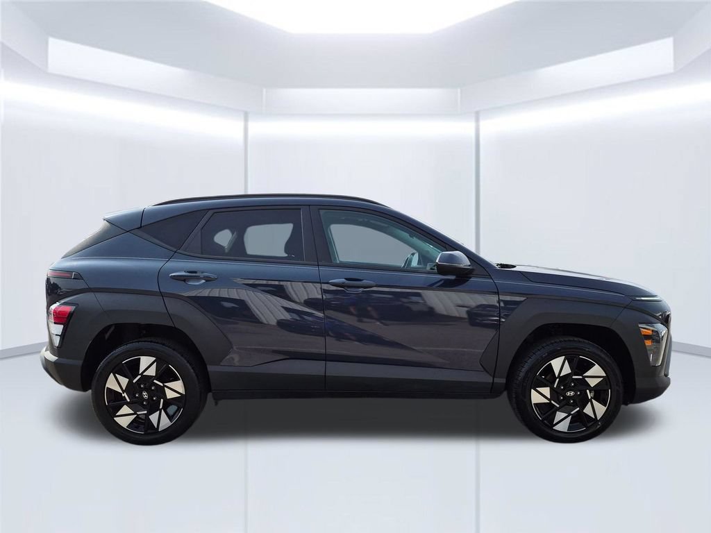 Used 2024 Hyundai Kona SEL AWD/4WD image 7