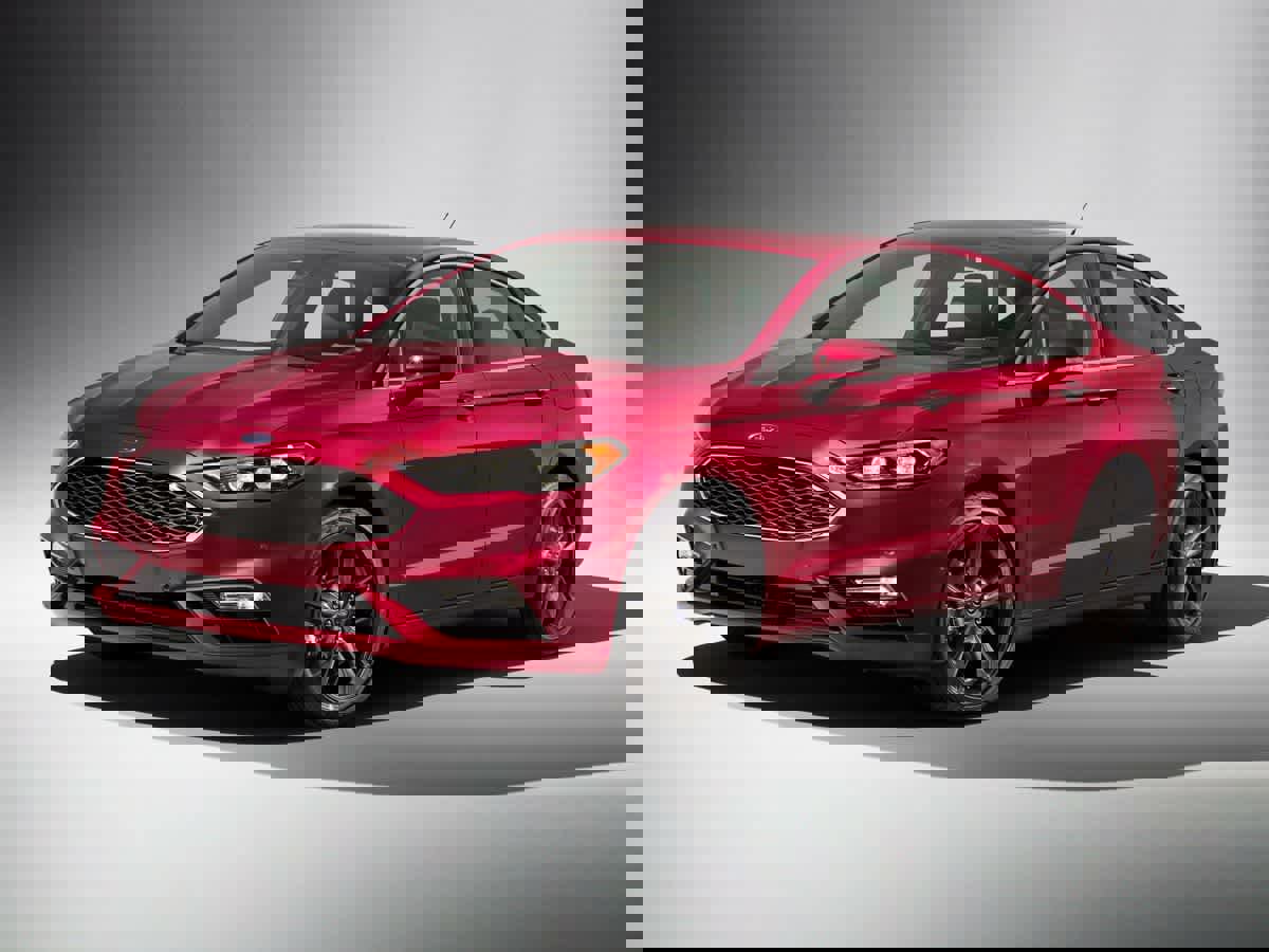 Used 2018 Ford Fusion SE w/ Fusion SE Technology Package