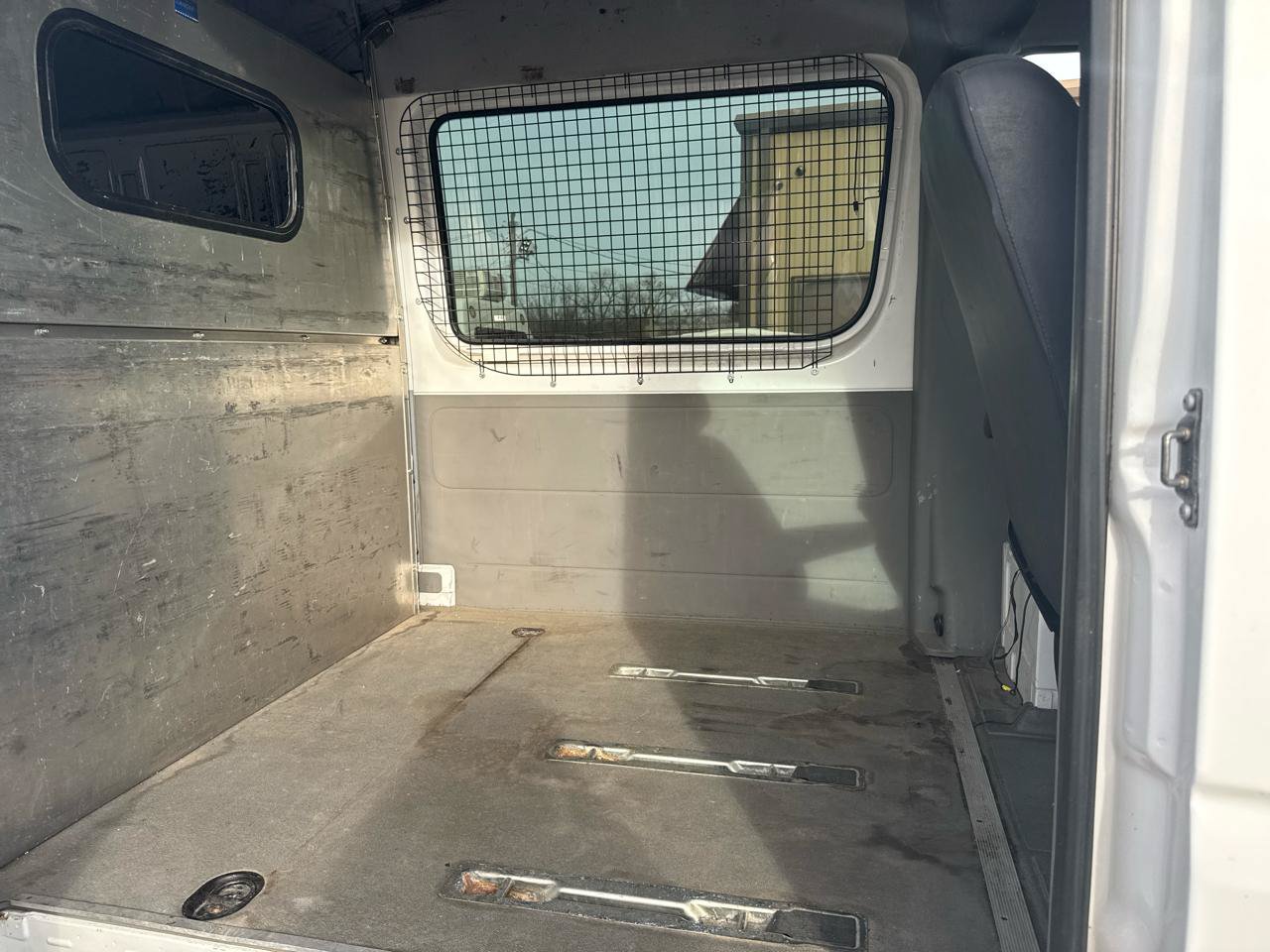 Used 2013 Mercedes-Benz Sprinter 2500 image 15