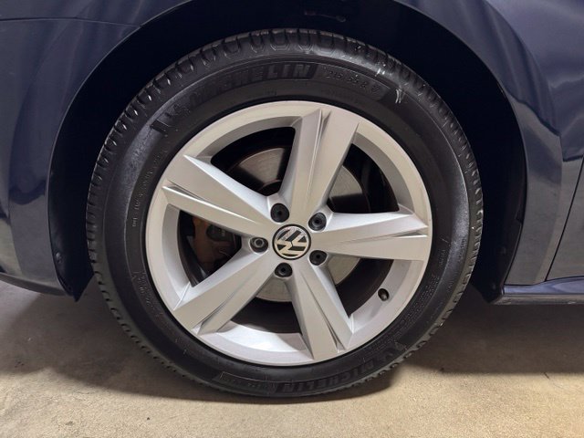 Used 2013 Volkswagen Passat 2.5 SE FWD image 28
