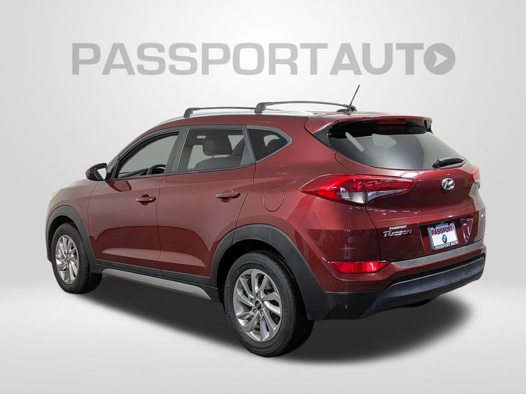 Used 2017 Hyundai Tucson SE w/ SE Popular Package 02 AWD/4WD image 3