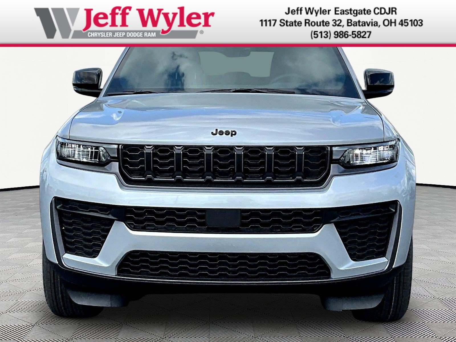 New 2026 Jeep Grand Cherokee Altitude AWD/4WD image 2