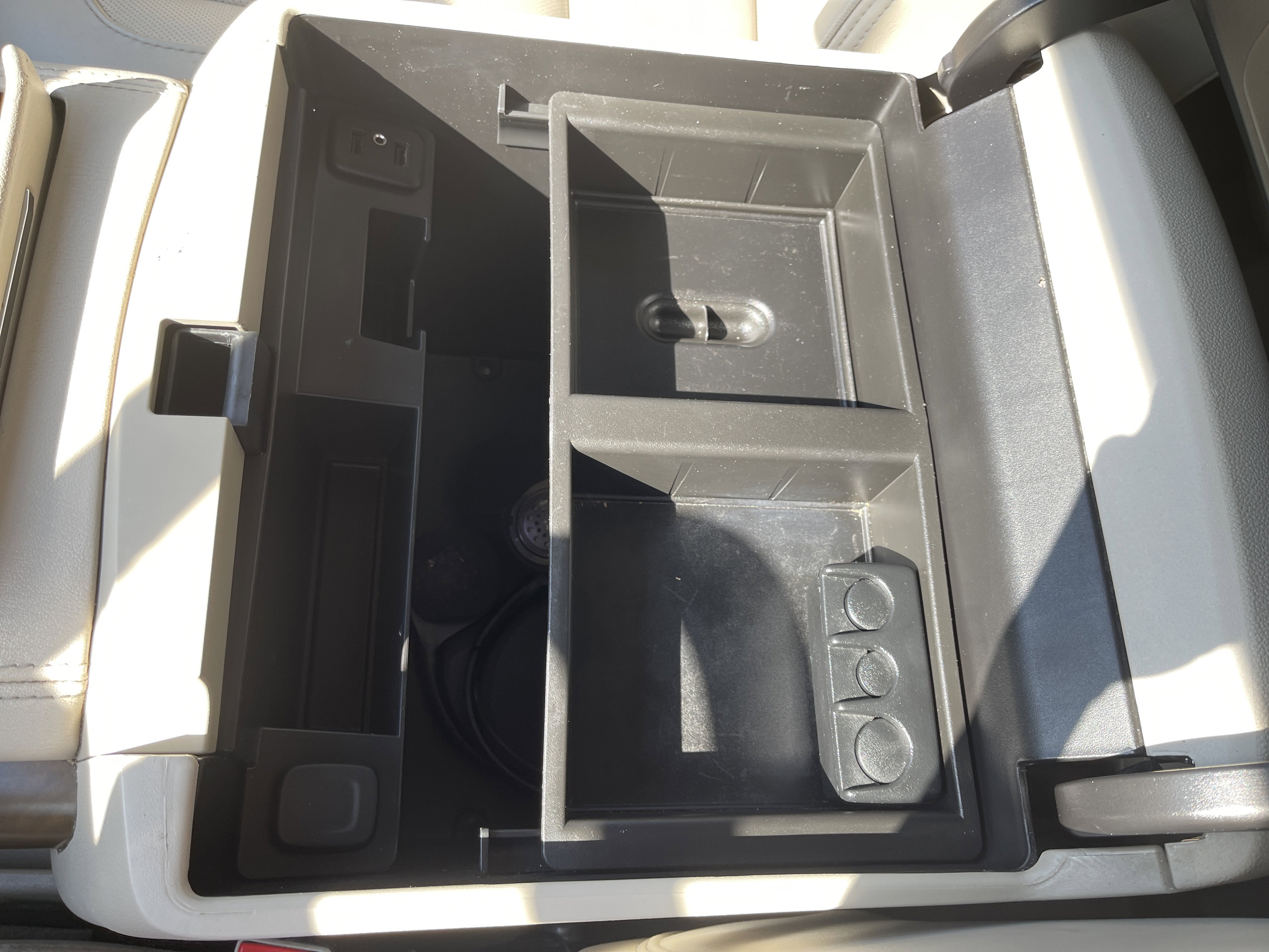 Used 2018 GMC Yukon Denali w/ Open Road Package image 31