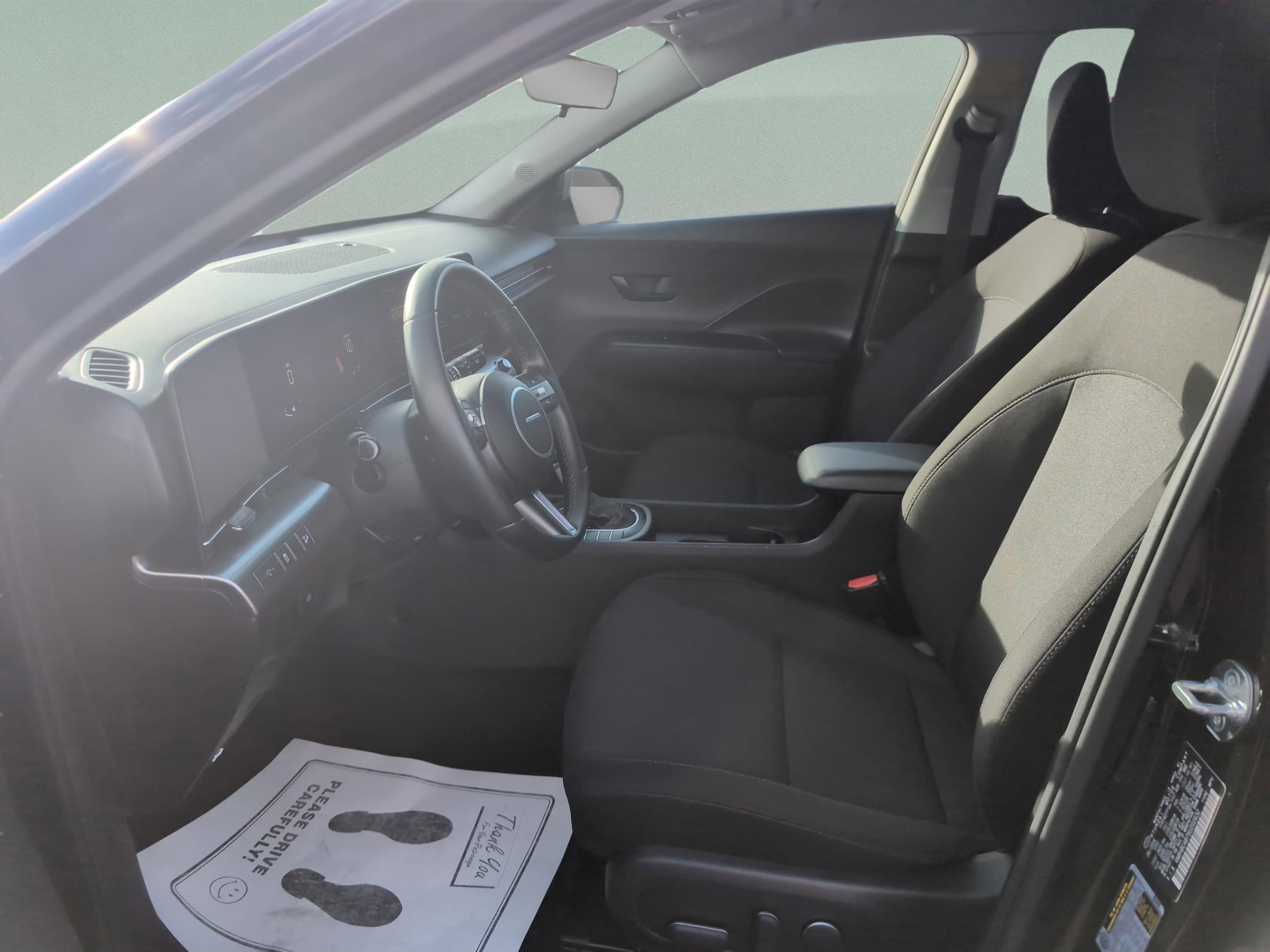 Used 2025 Hyundai Kona SEL image 19