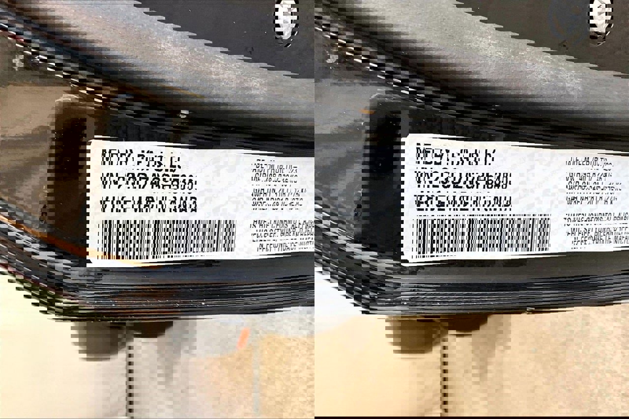 Used 2023 Dodge Challenger SXT image 8