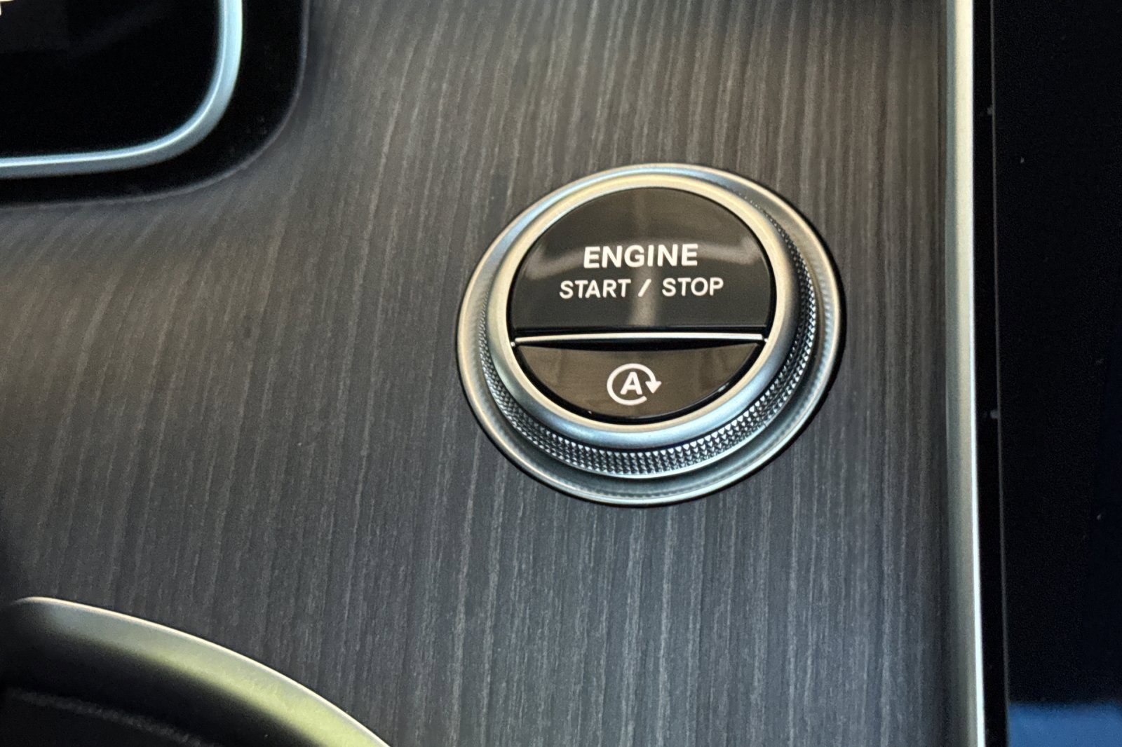 New 2025 Mercedes-Benz C 300 4MATIC Sedan image 26