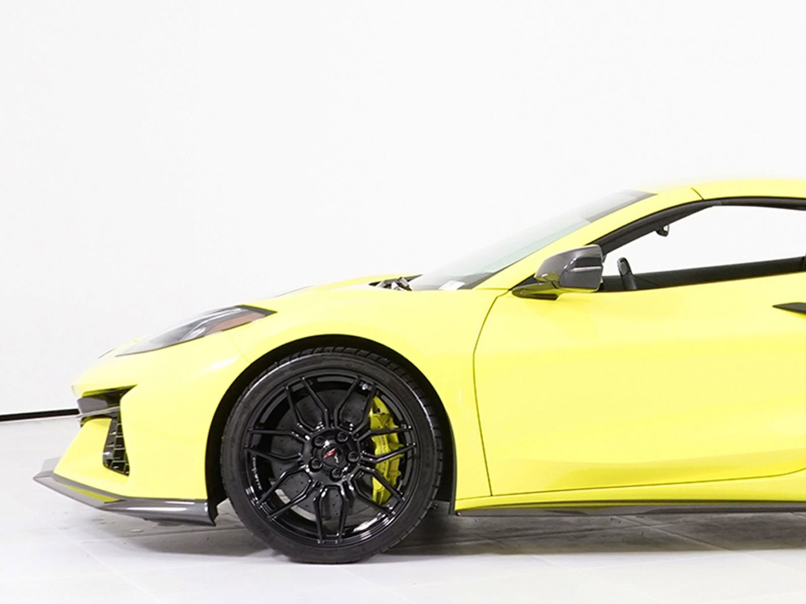 Used 2024 Chevrolet Corvette Z06 image 12