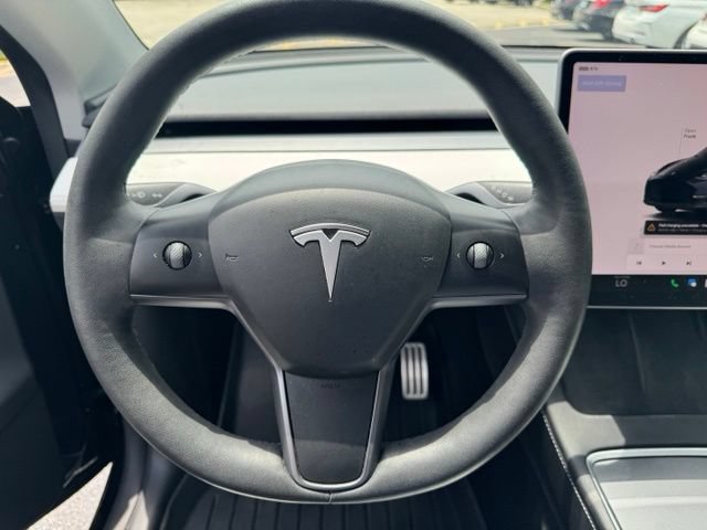 Used 2024 Tesla Model Y Performance AWD/4WD image 17