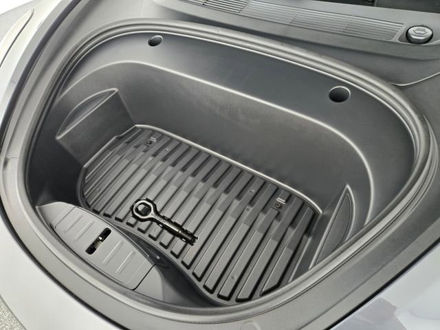 Used 2022 Tesla Model 3 Long Range image 18