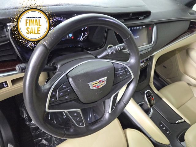 Used 2017 Cadillac XT5 Luxury w/ Driver Awareness Package image 14