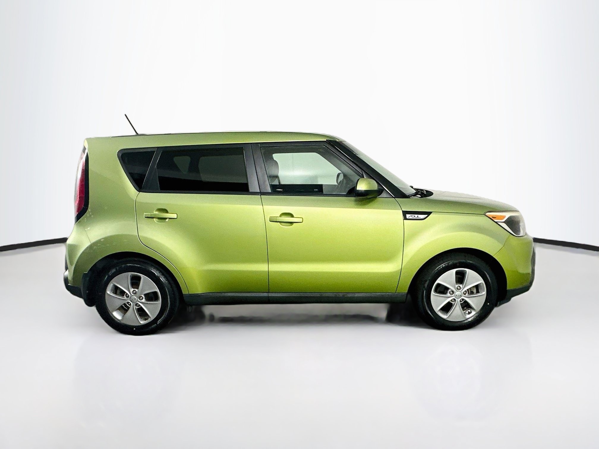 Used 2016 Kia Soul FWD image 10