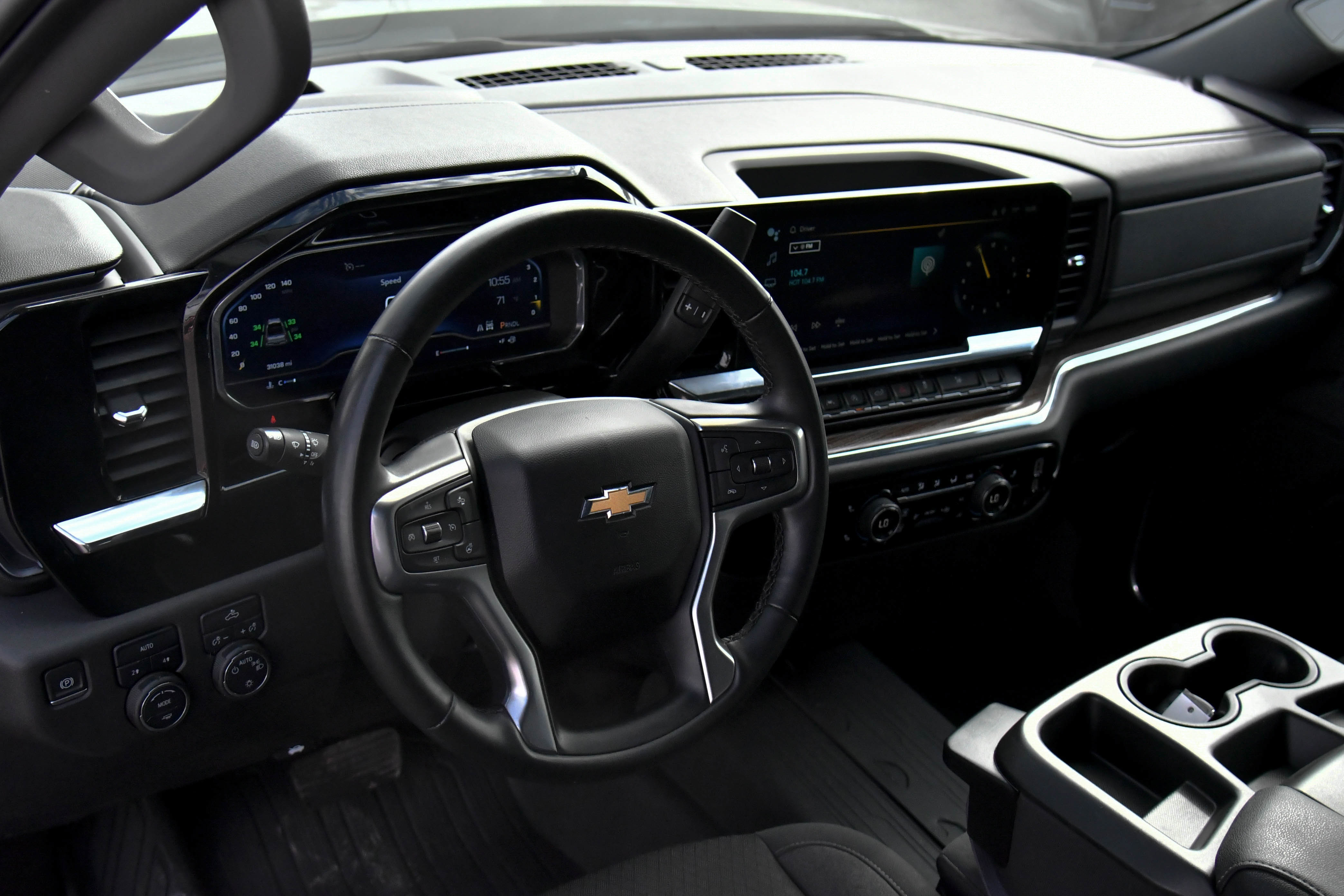 Used 2024 Chevrolet Silverado 1500 LT w/ Protection Package image 14