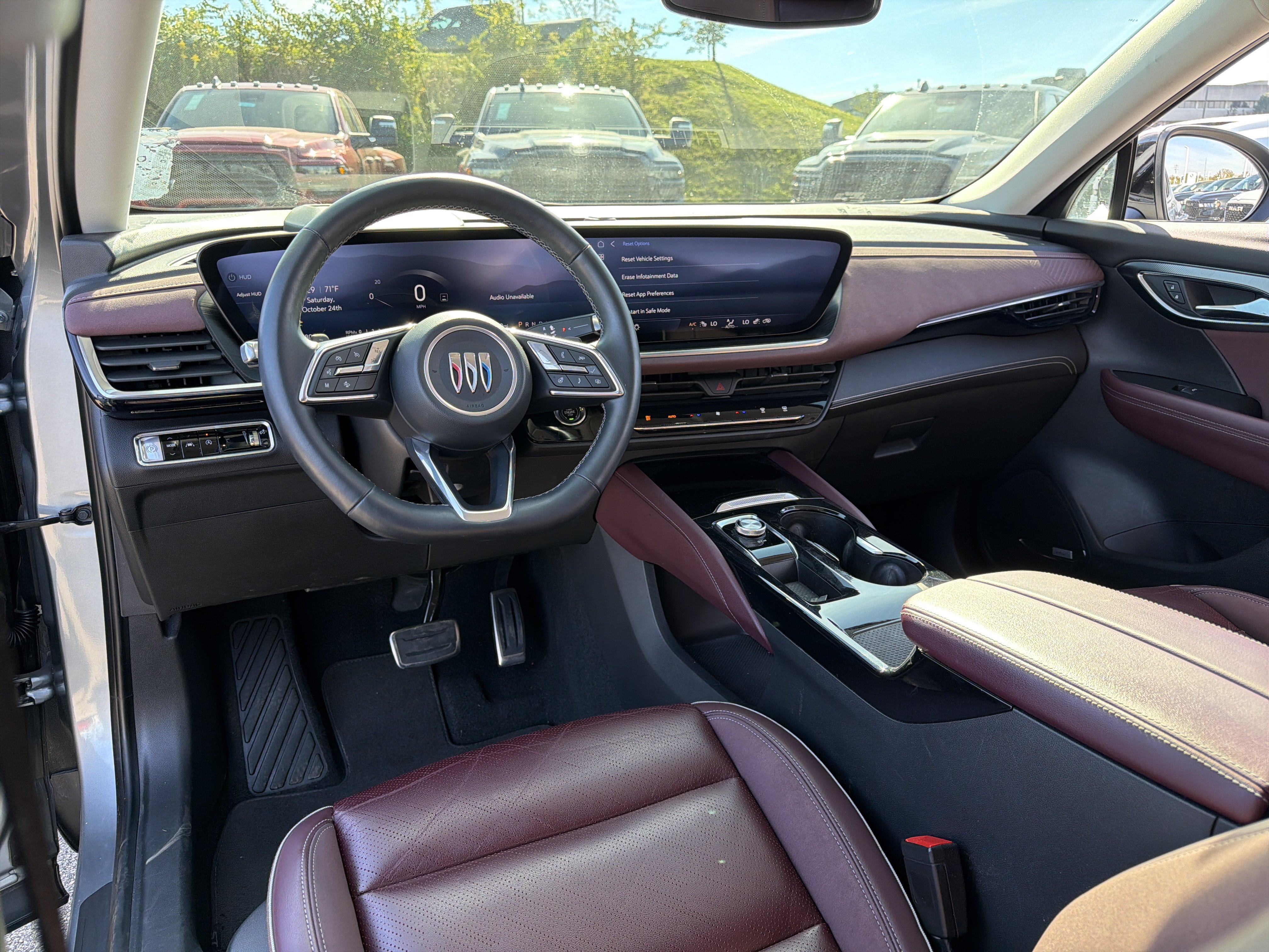 Used 2024 Buick Envision Sport Touring AWD/4WD image 18