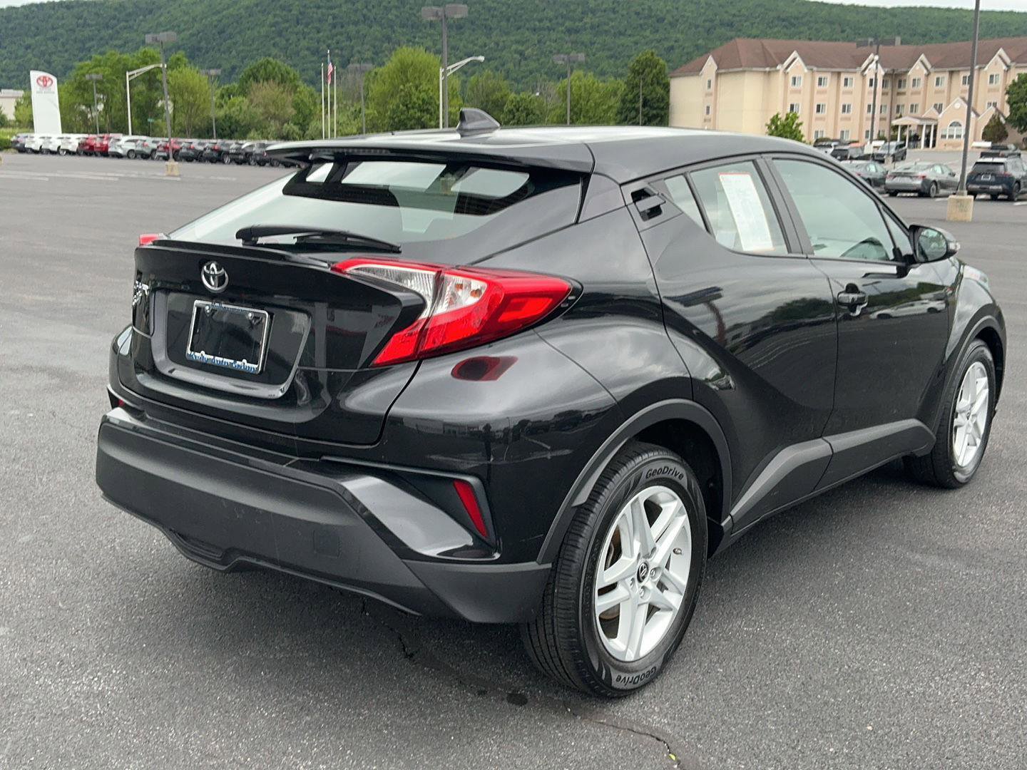 Certified 2021 Toyota C-HR LE FWD image 13