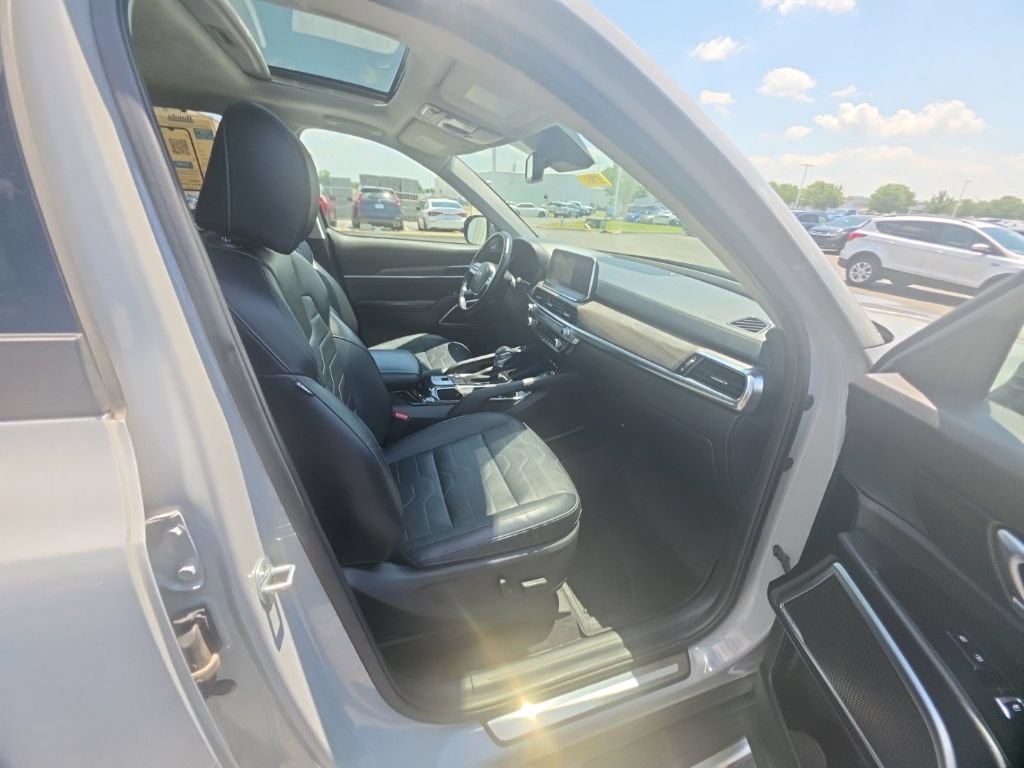 Used 2022 Kia Telluride SX w/ SX Prestige Package AWD/4WD image 32