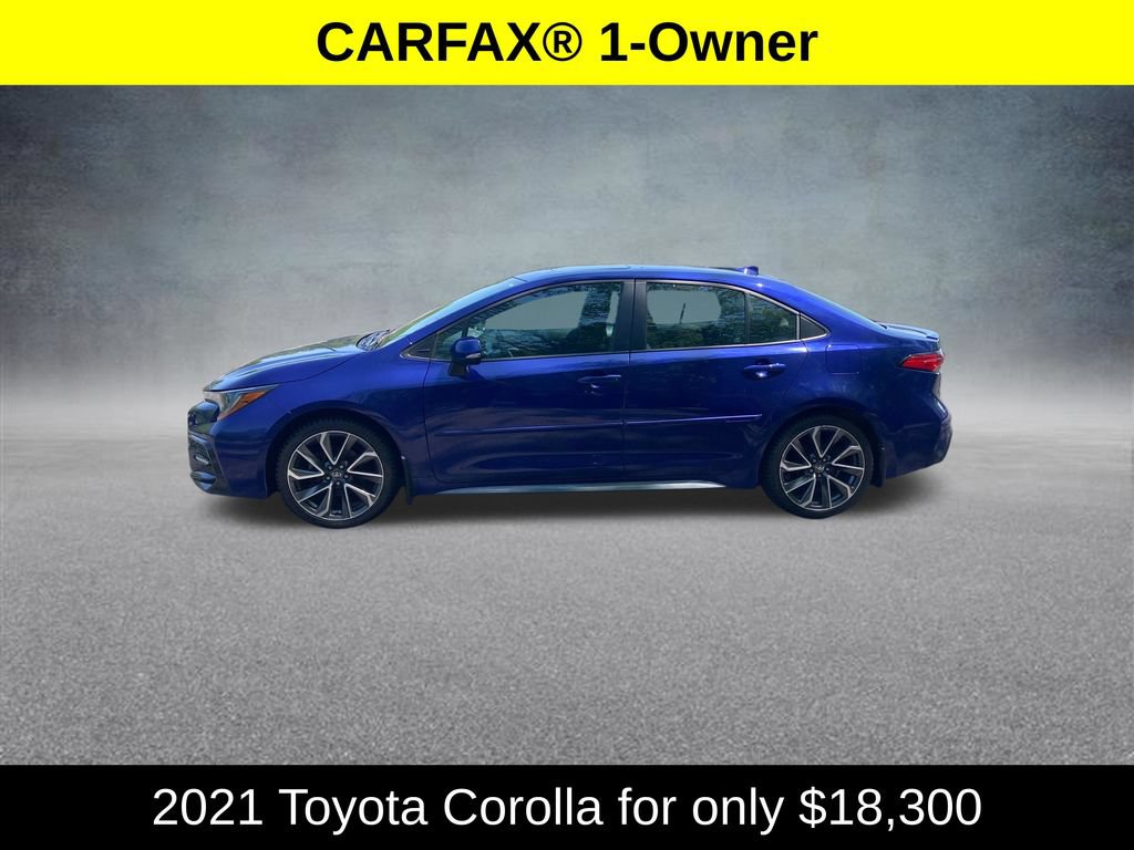 Used 2021 Toyota Corolla SE w/ SE Premium Package FWD image 2