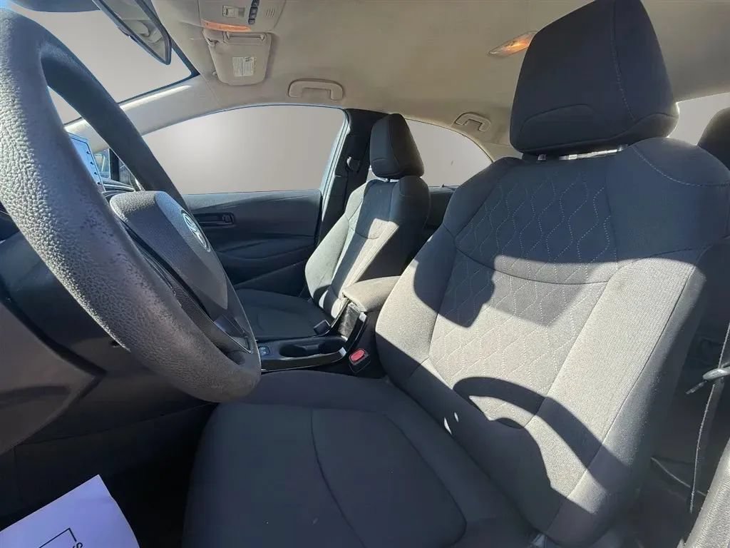 Used 2022 Toyota Corolla LE FWD image 20