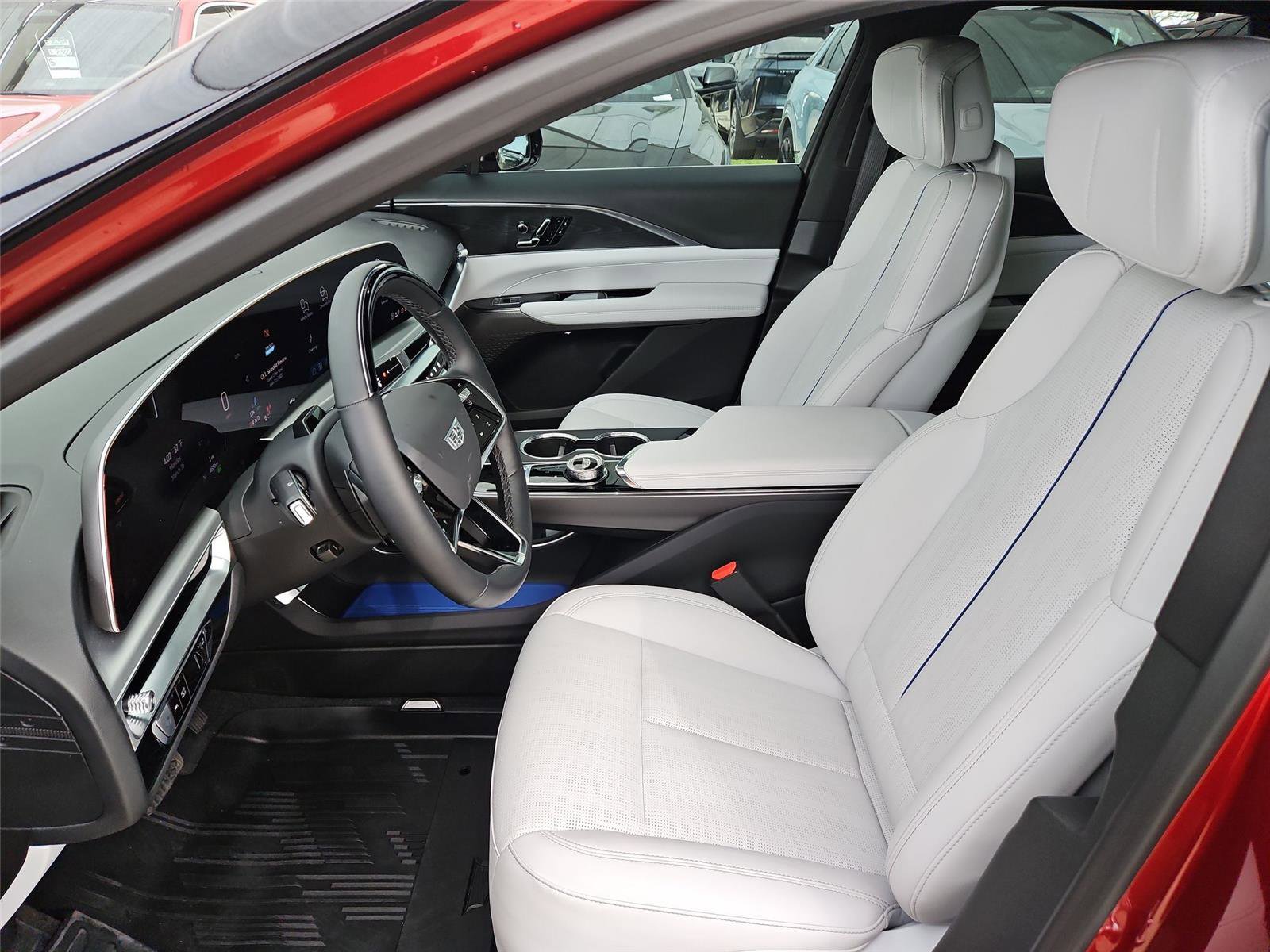 New 2026 Cadillac Lyriq Sport w/ LPO, Floor Liner Package AWD/4WD image 10