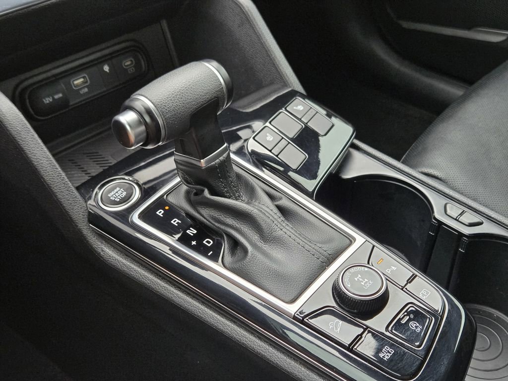 Certified 2023 Kia Sportage X-Line image 9