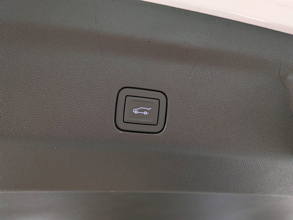 New 2026 Chevrolet Tahoe RST image 11