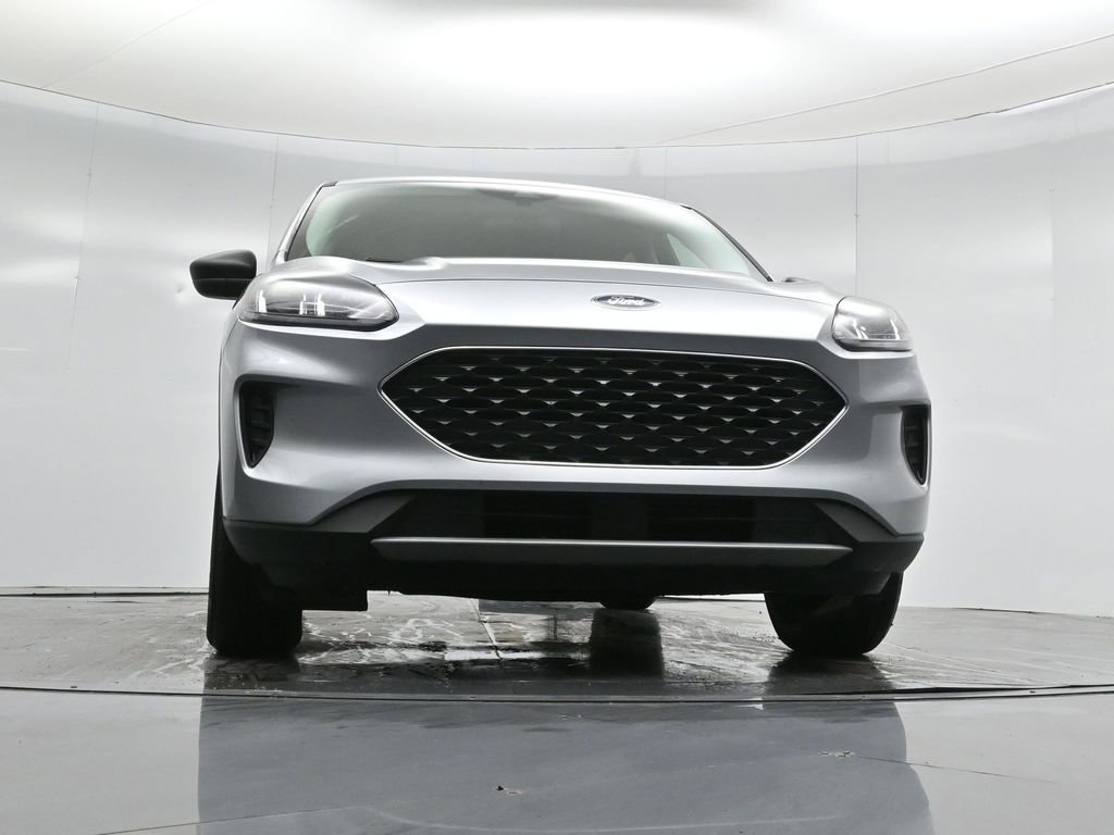 Certified 2022 Ford Escape SE image 44