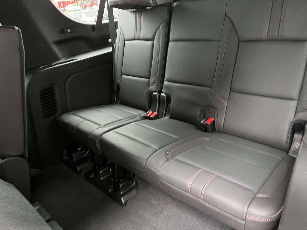 Used 2021 Chevrolet Suburban RST image 17