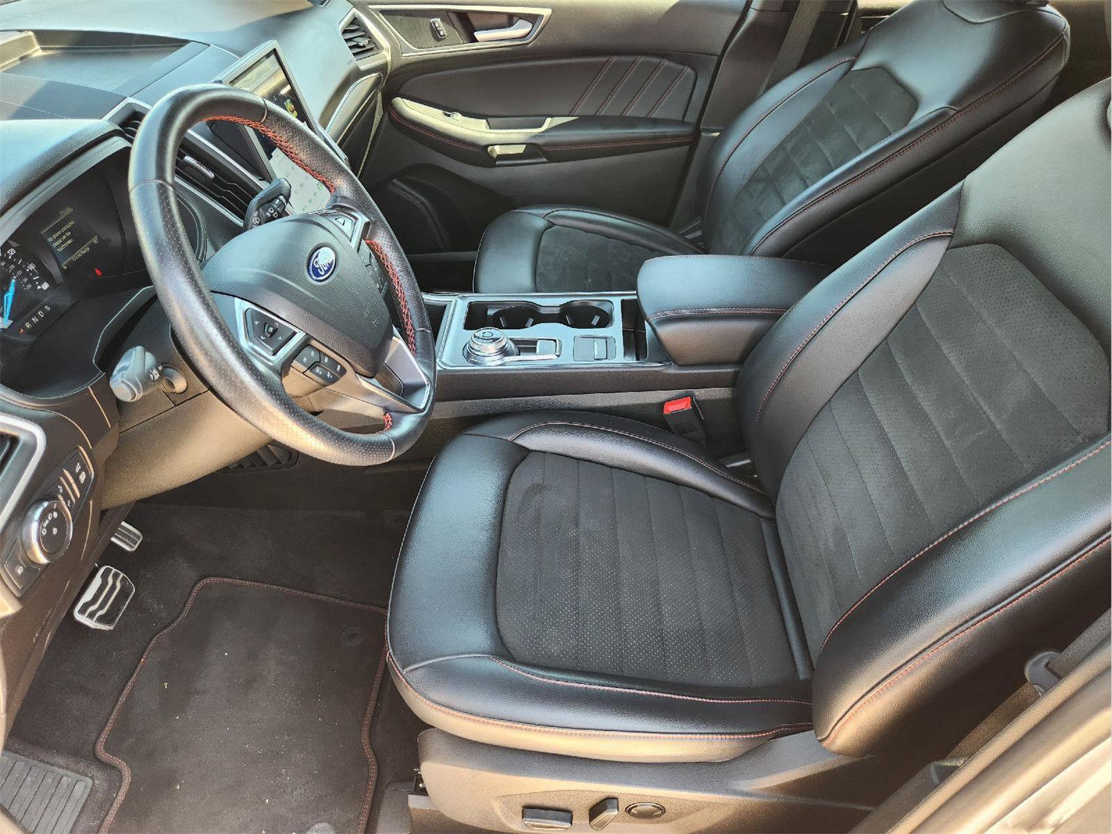 Used 2022 Ford Edge ST-Line AWD/4WD image 13