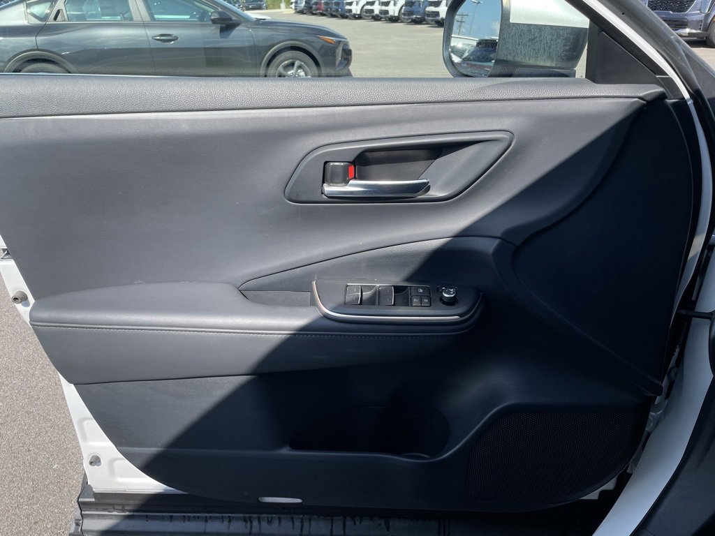 Used 2023 Toyota Crown XLE image 20