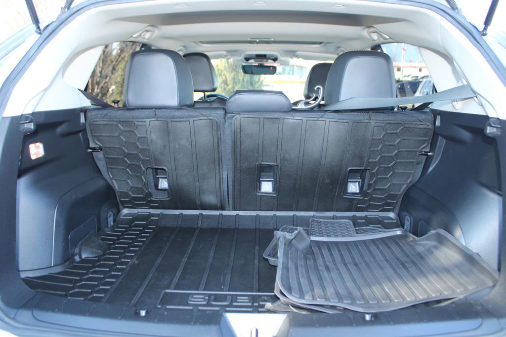 Used 2020 Subaru Crosstrek 2.0i Limited w/ Moonroof Package w/Navigation image 32