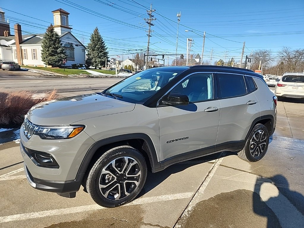 Certified 2022 Jeep Compass Limited image 6