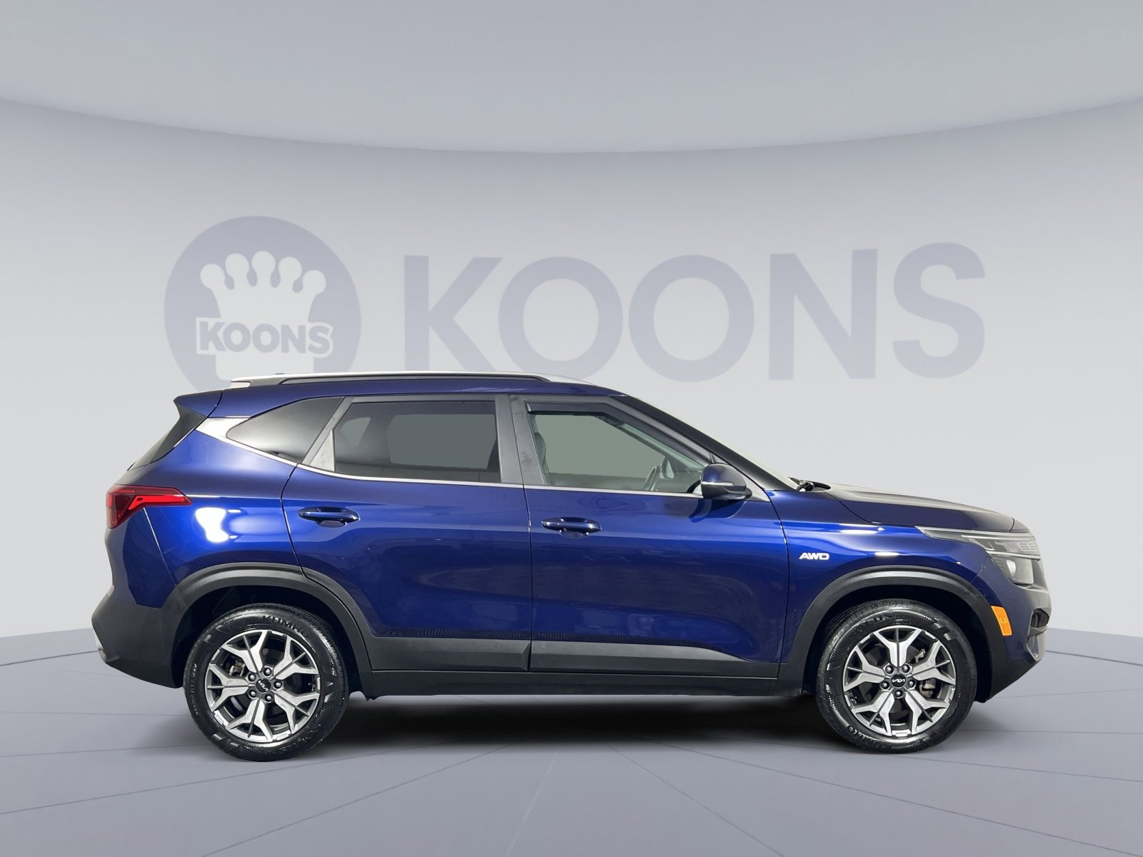 Used 2023 Kia Seltos EX image 8