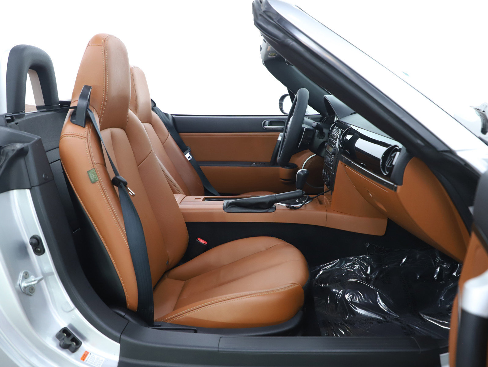 Used 2006 MAZDA MX-5 Miata Grand Touring w/ Premium Pkg image 11