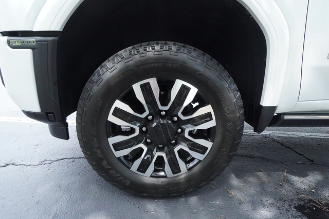 Used 2025 GMC Sierra 2500 Denali Ultimate AWD/4WD image 39
