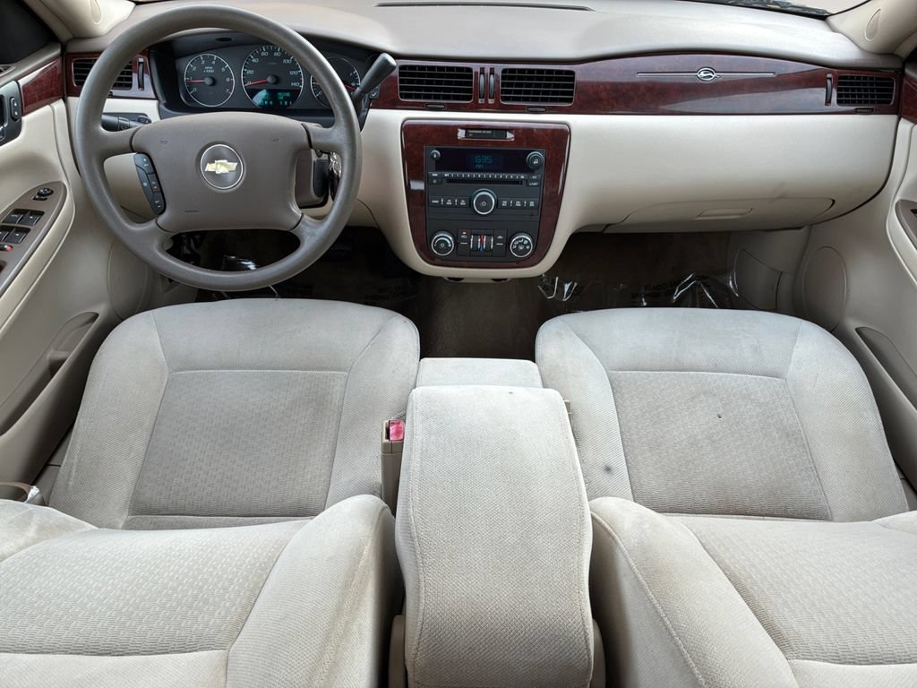 Used 2006 Chevrolet Impala LT FWD image 15