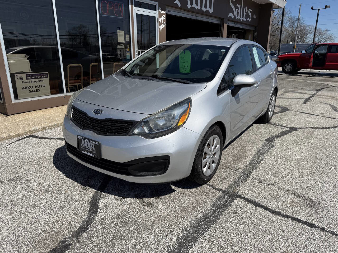 Used 2012 Kia Rio LX w/ PWR Pkg FWD image 2
