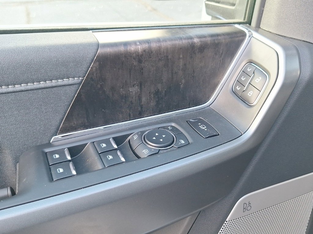 New 2026 Ford F250 Lariat w/ Lariat Premium Package image 3