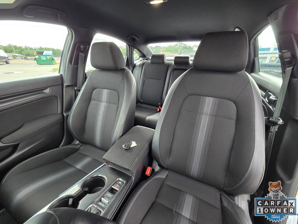 Used 2025 Honda Civic Sport image 25
