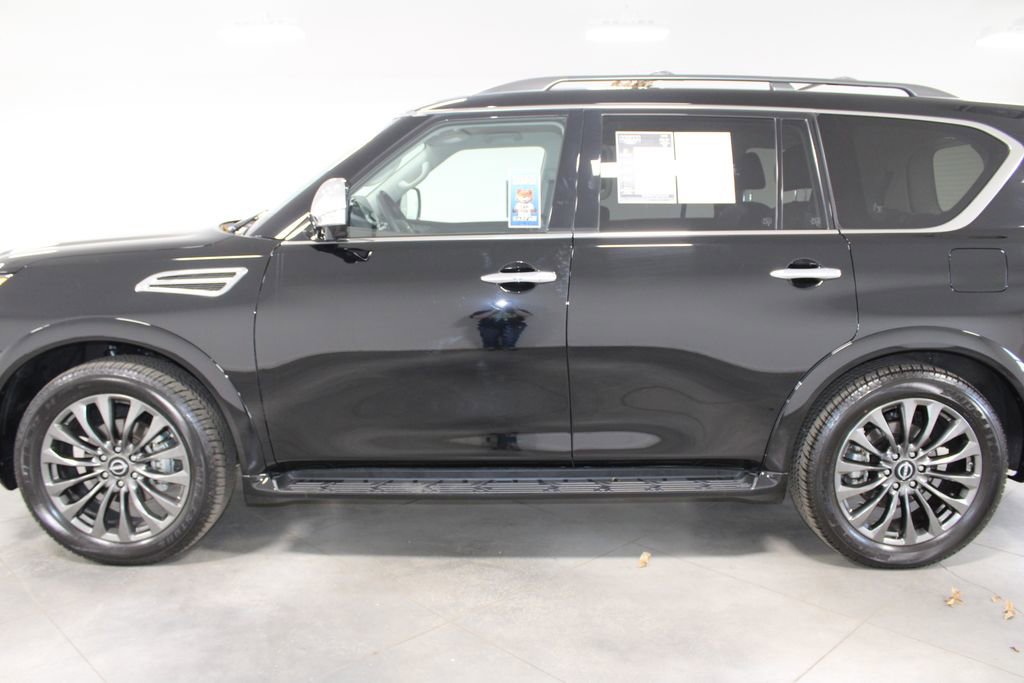 Used 2024 Nissan Armada Platinum w/ Captain's Chairs Package image 6