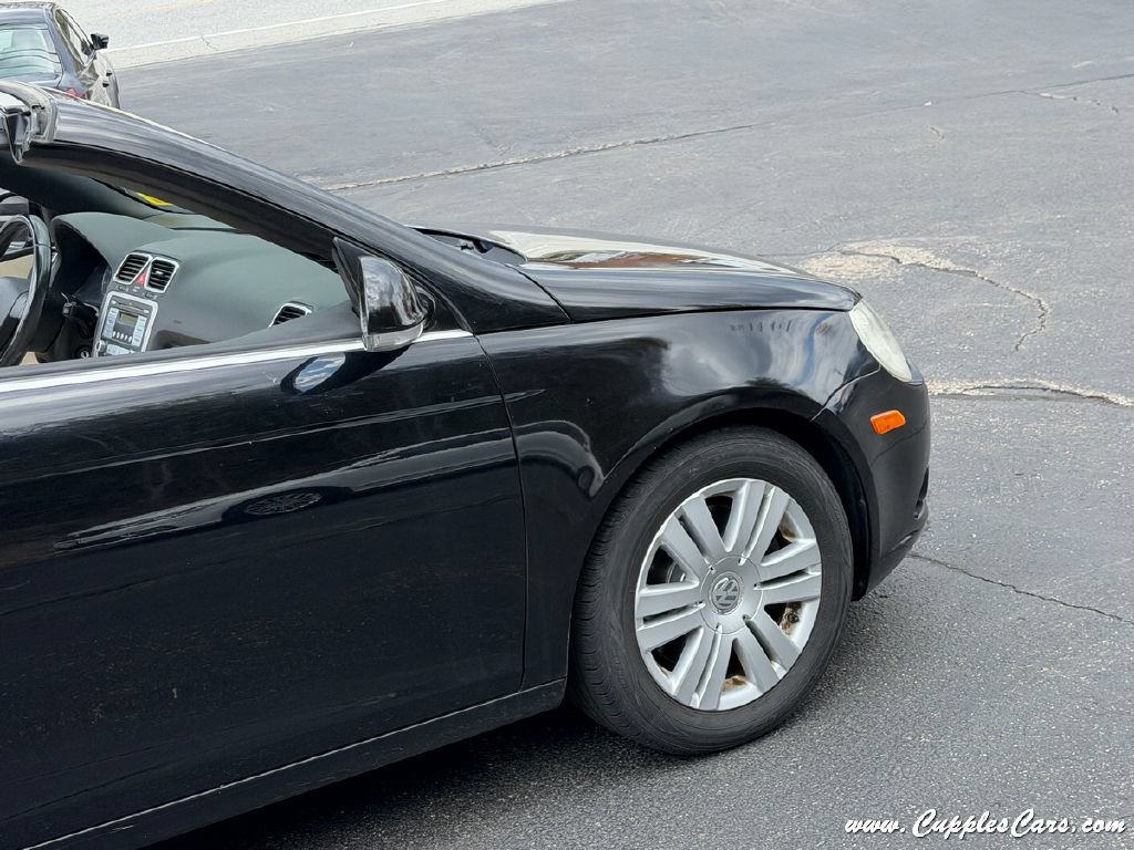 Used 2008 Volkswagen Eos 2.0T FWD image 37