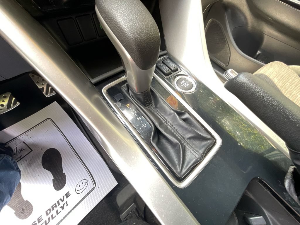 Used 2022 Mitsubishi Eclipse Cross LE AWD/4WD image 21