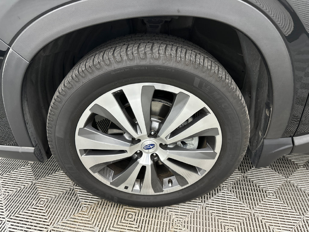 Used 2020 Subaru Ascent Limited w/ Technology Package AWD/4WD image 13
