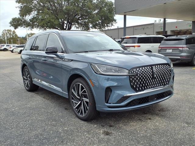 New 2025 Lincoln Aviator Black Label image 3