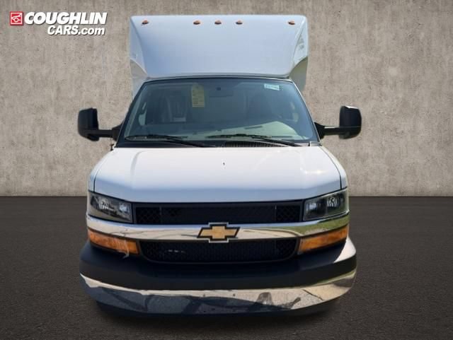 New 2026 Chevrolet Express 3500 w/ Power Convenience Package RWD image 8