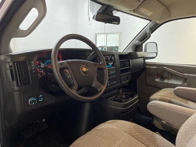 Used 2025 Chevrolet Express 3500 LT w/ LT Preferred Equipment Group RWD image 50