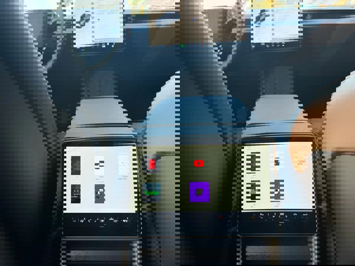 Used 2024 Tesla Model 3 Long Range image 31