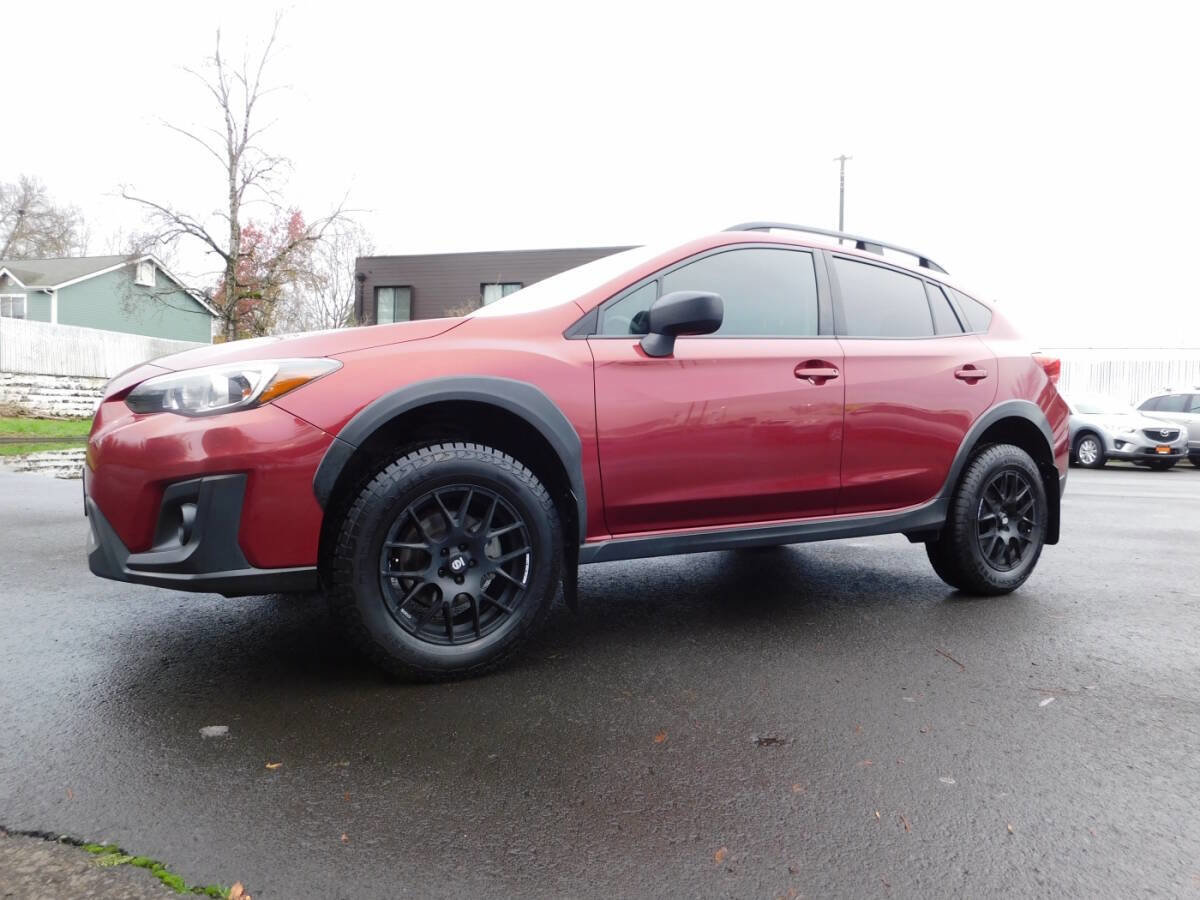 Used 2019 Subaru Crosstrek 2.0i w/ Eyesight System image 4